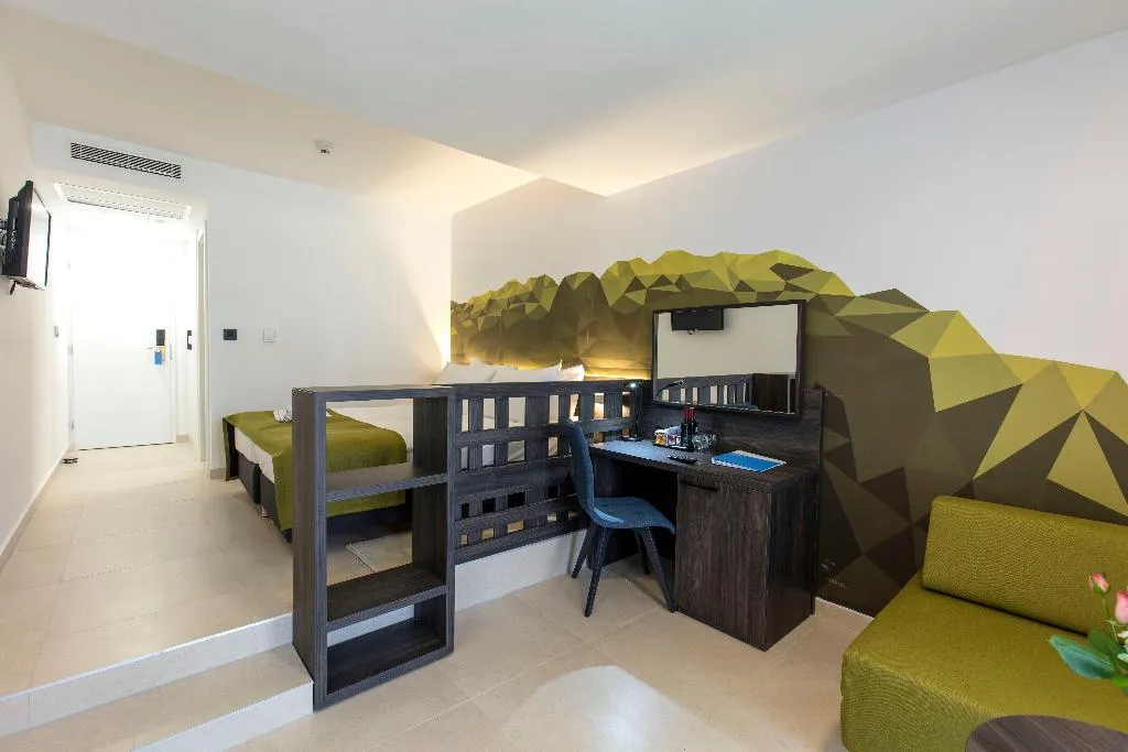 DOUBLE SUPERIOR Room, Bluesun Hotel Alga, Split