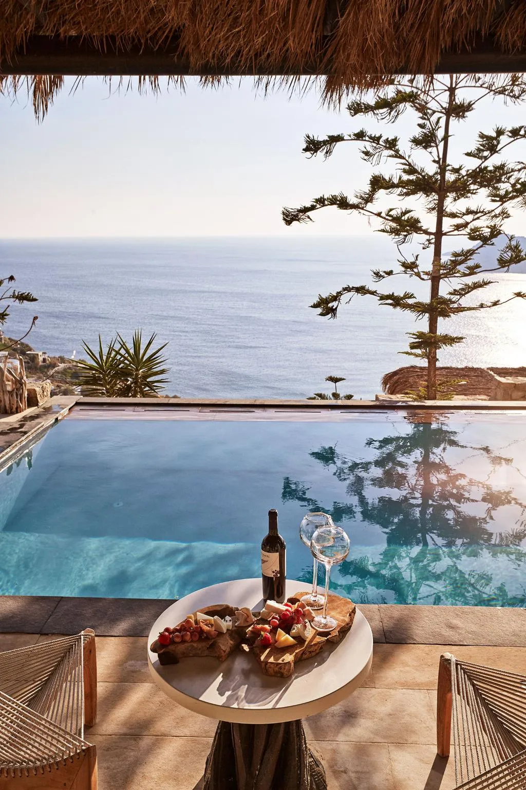 VILLA FIVE BEDROOMS WITH PRIVATE POOL Room, Myconian Utopia Relais & Chateaux, Mykonos