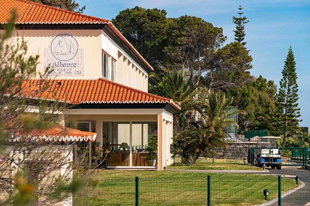 General view, Albatroz Beach & Yacht Club, Madeira
