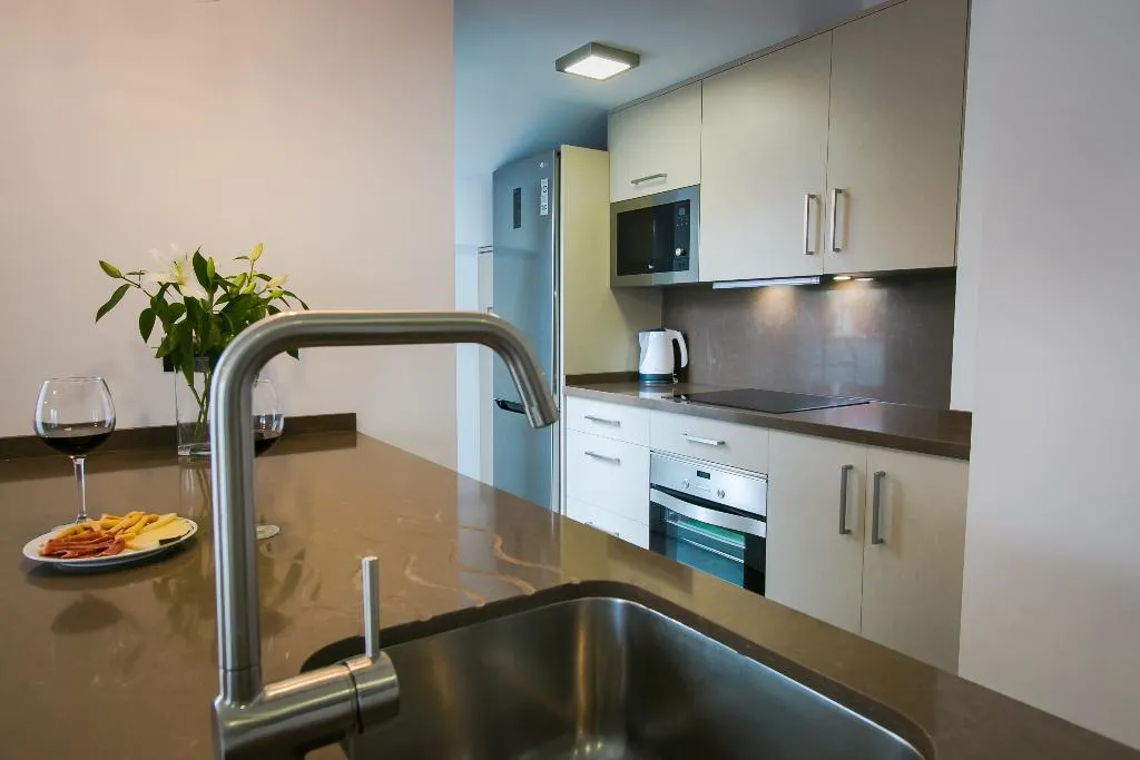 APARTMENT CAPACITY 6 TWO BEDROOMS Room, Holidays2Malaga Premium Apartments, Costa Del Sol