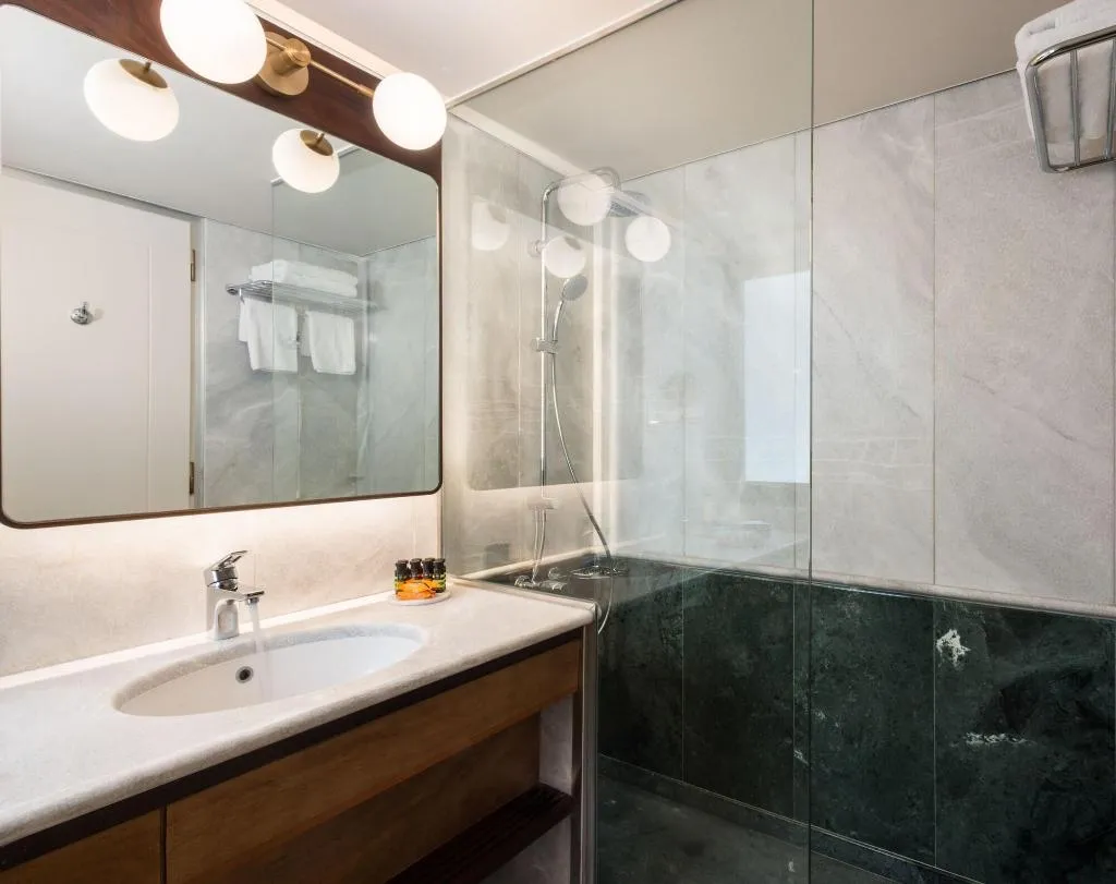 Room, Avra City Hotel, Crete