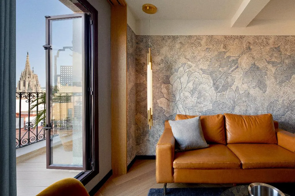 SUITE KING SIZE BED Room, Kimpton Vividora Hotel, Barcelona