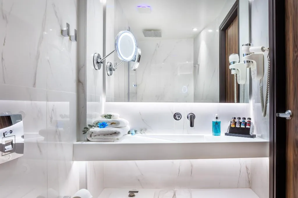 DOUBLE DELUXE CITY VIEW Room, Imperial Plus | Urban Smart Hotel Thessaloniki, Halkidiki