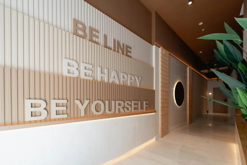 Lobby, Niu Line, Costa Blanca