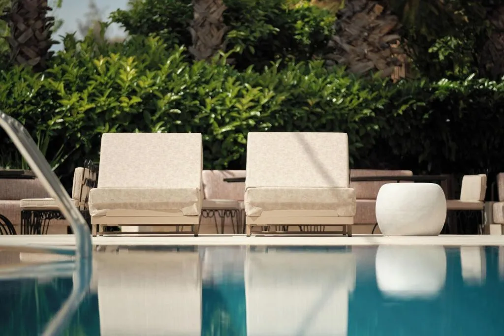 Pool, Golden Sun, Athens