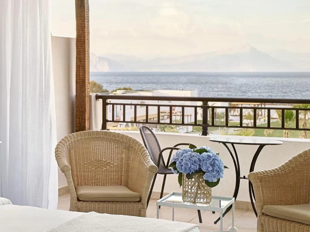 FAMILY ROOM SUPERIOR Room, Grecotel Casa Marron, Athens