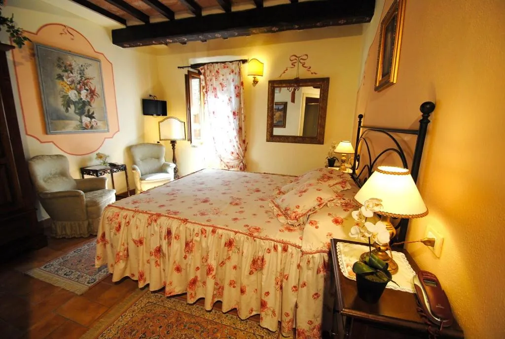 Room, Albergo Torre Sangiovanni, Perugia