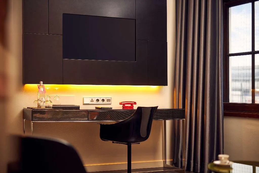 Room, art'otel amsterdam, Powered by Radisson Hotels, Amsterdam