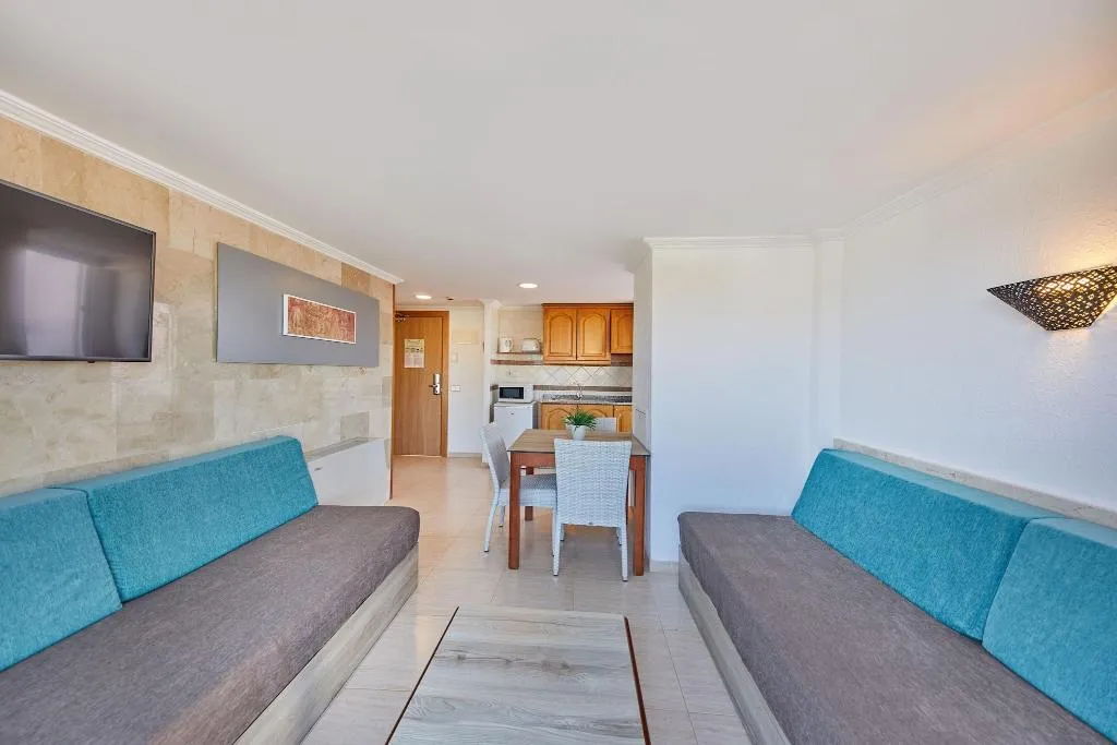 APARTMENT TWO BEDROOMS Room, Apartamentos Ben Hur, Majorca