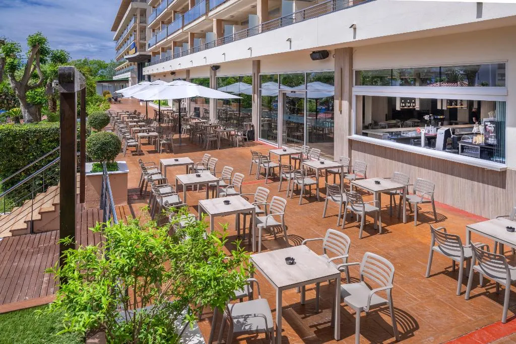 Bar, 4R Gran Regina, Costa Dorada