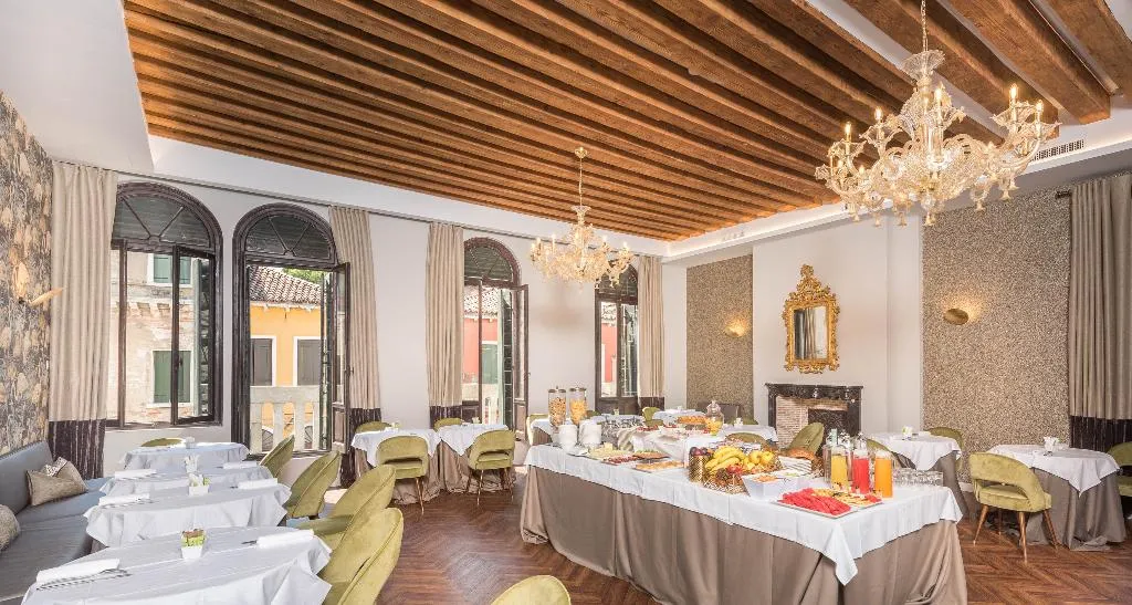 Restaurant, Sonder Salute Palace, Venice