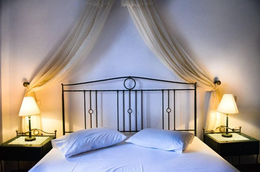 Room, Ifestia, Santorini