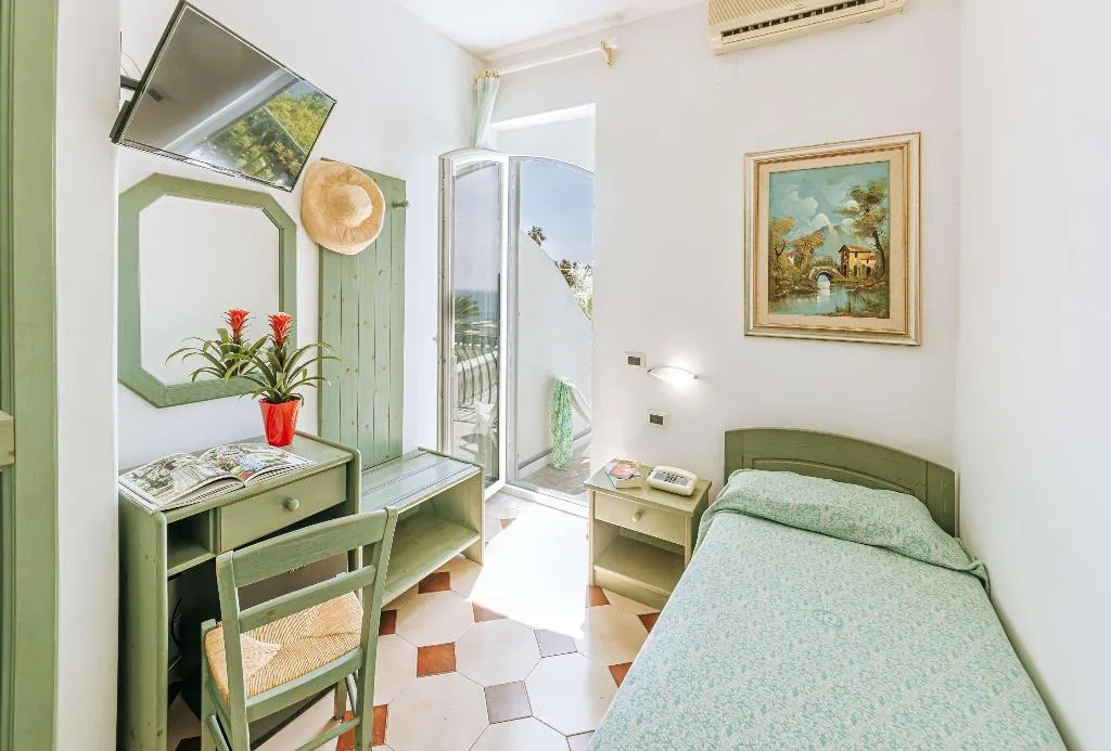 Room, Galidon Wellness Park & SPA, Naples
