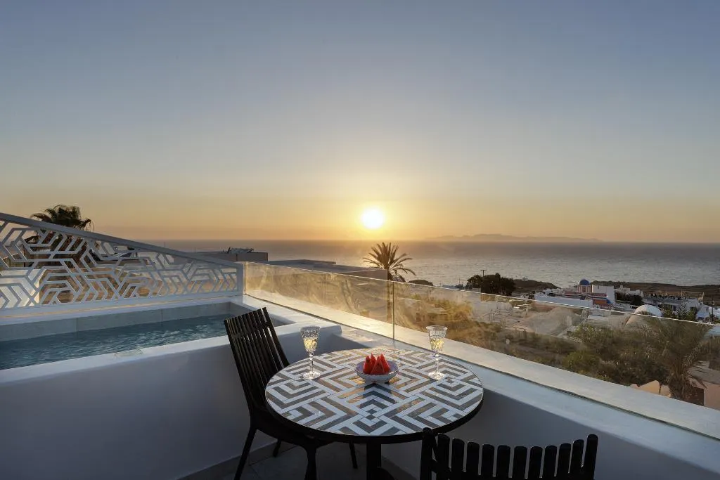 SUITE OCEAN VIEW HONEYMOON Room, La Madeleine Oia, Santorini