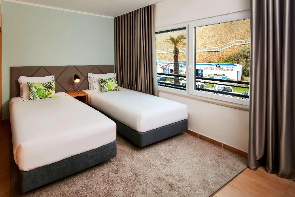 APARTMENT TWO BEDROOMS Room, NH Marina Portimão Resort, Algarve