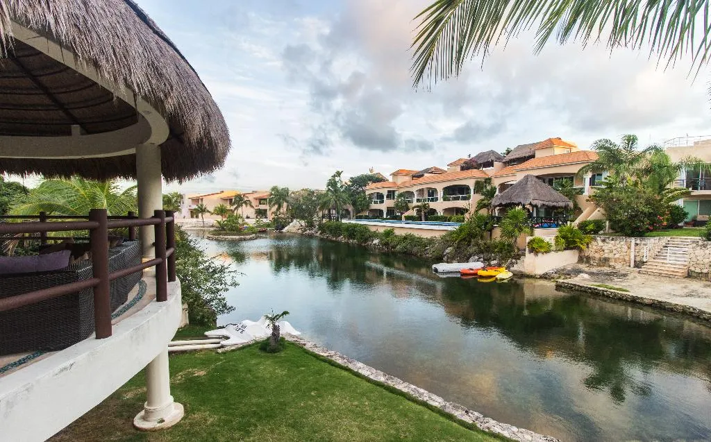 Terrace, Coral Maya Stay Suites, Cancun Area