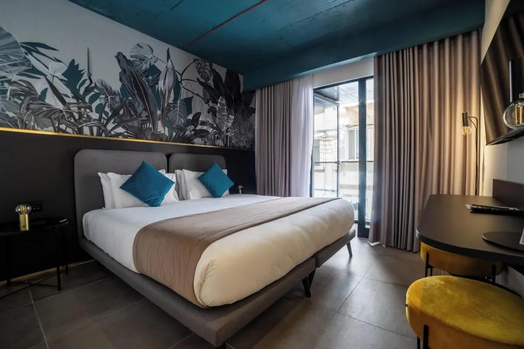 Room, Eleven By Warren Collection, Malta