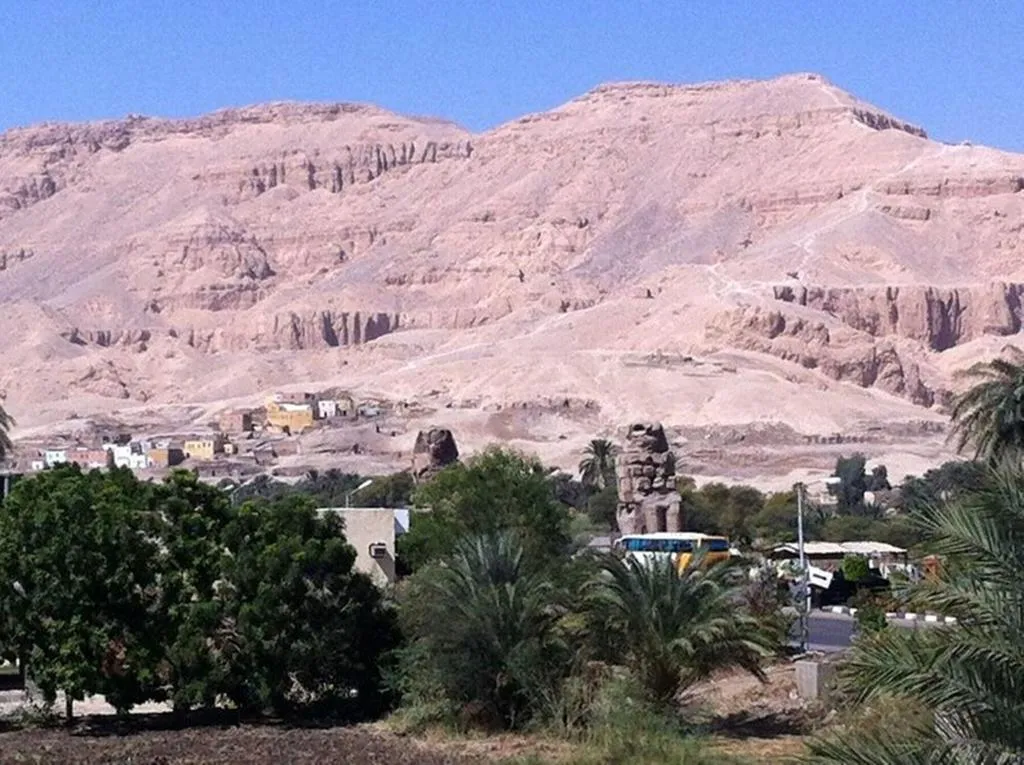 General view, New Memnon Hotel, Luxor