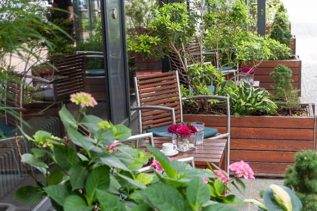 Terrace, SORAT Hotel Berlin, Berlin