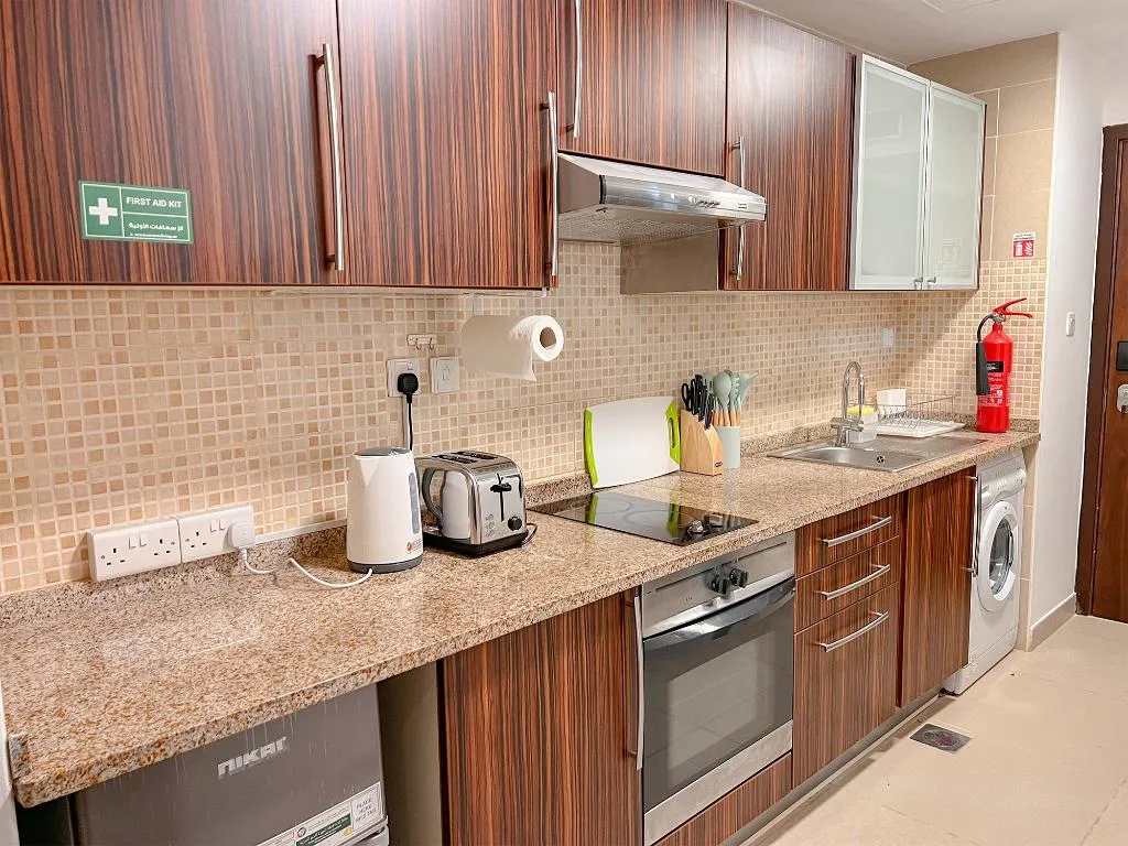 STUDIO ONE BED Room, Goldcrest Executive, Dubai