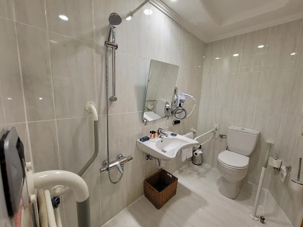 Room WITH VIEWS Room, Wyndham Grand Izmir Ozdilek Thermal & Spa, Izmir