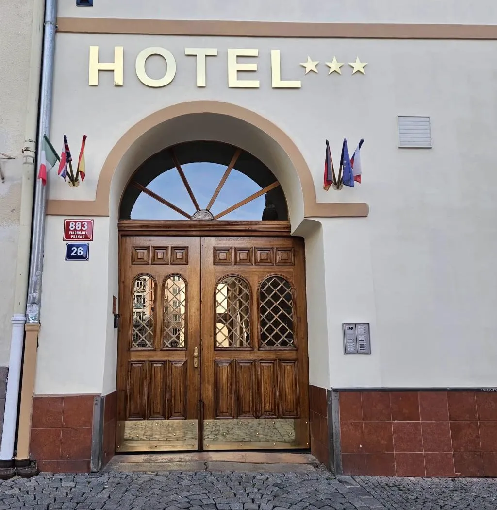 General view, Claris, Prague