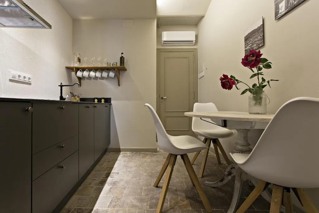 Room, El Jardinet De Sant Esteve, Barcelona