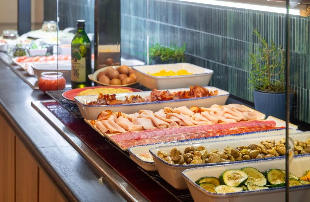 Restaurant, Madrid Alameda Aeropuerto Affiliated By Melia, Madrid