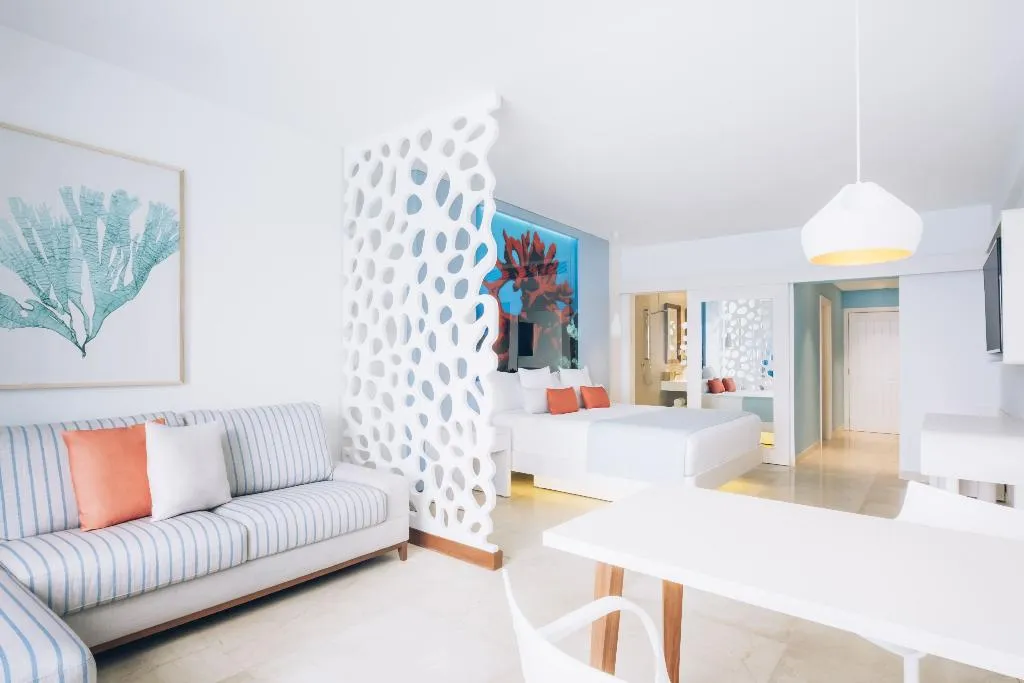 JUNIOR SUITE OCEAN FRONT Room, Iberostar Selection Coral Cancun All Inclusive, Cancun Area