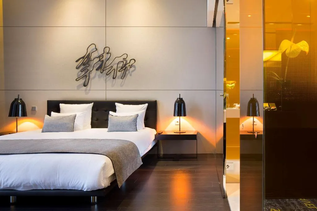 Room, art'otel amsterdam, Powered by Radisson Hotels, Amsterdam