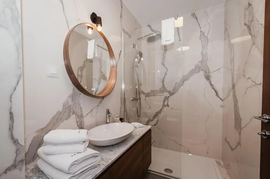 Room, Armerun Heritage Hotel & Residences, Split