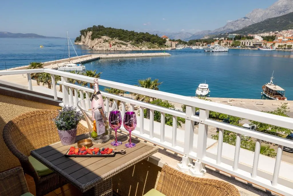 SUITE DELUXE SEA VIEW WITH BALCONY Room, Aparthotel Park Osejava, Split