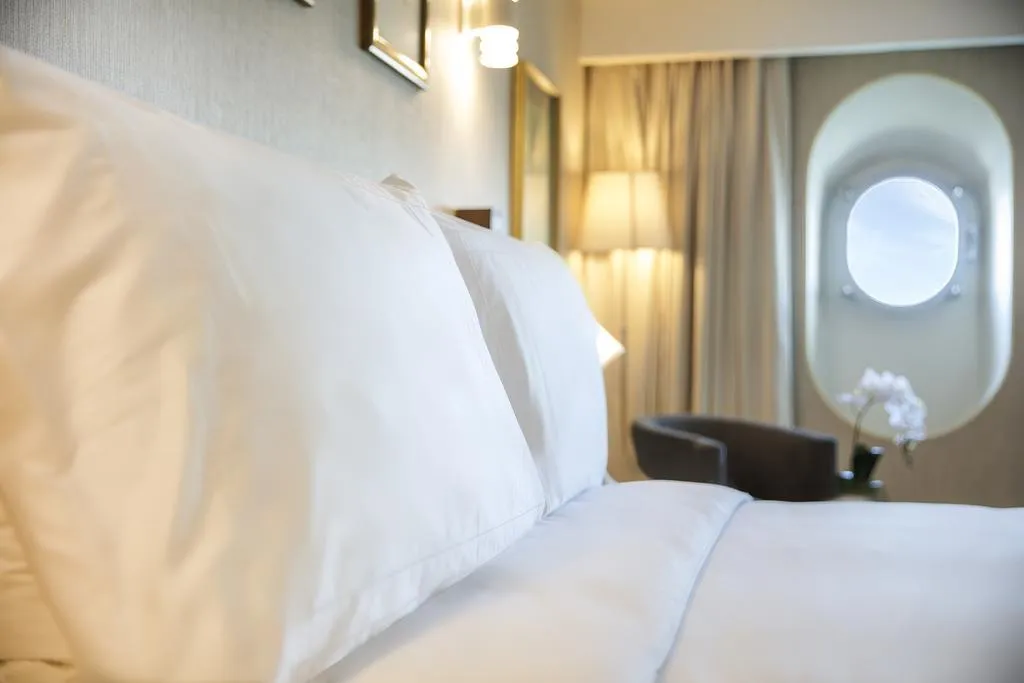 DOUBLE KING SIZE BED Room, Queen Elizabeth 2, Dubai
