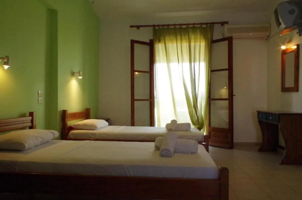 Room, Esperos Studios, Skiathos