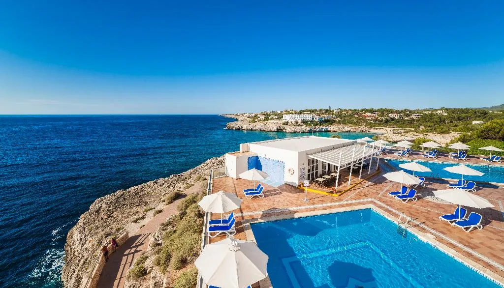 Pool, Globales America, Majorca