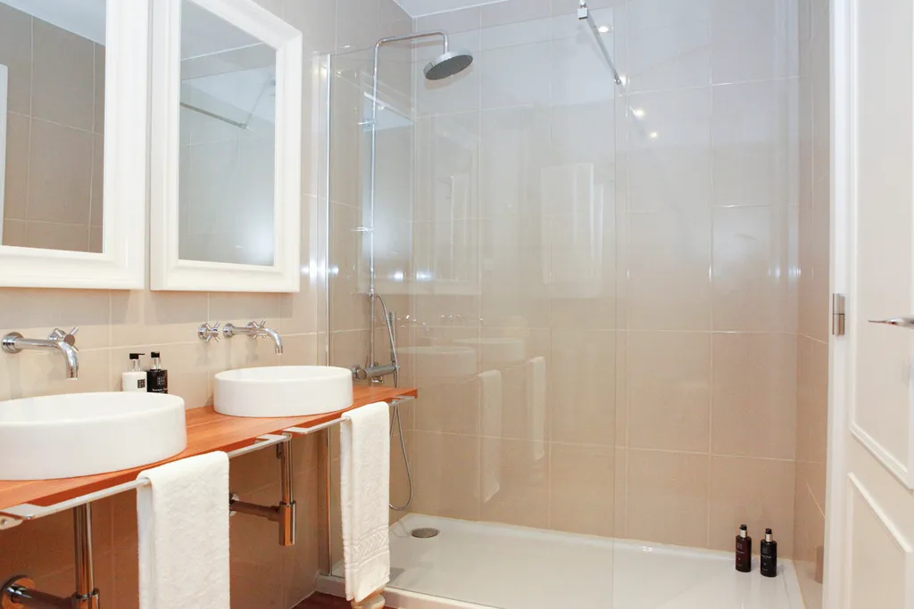 SUITE STANDARD Room, Alecrim Ao Chiado, Lisbon