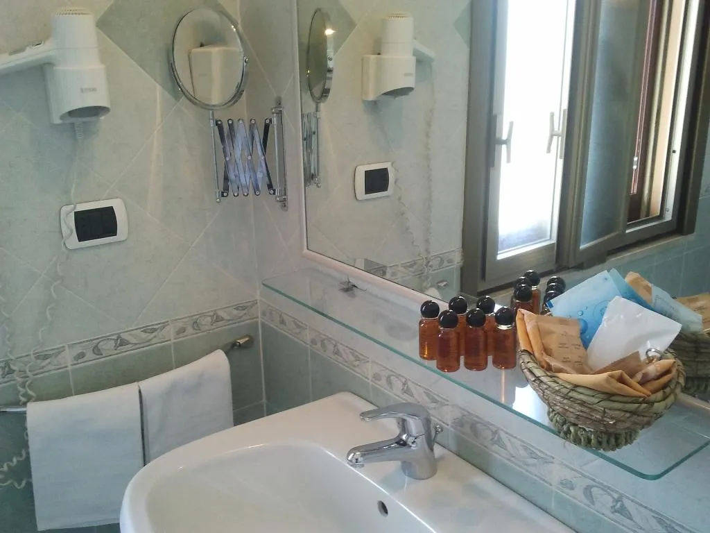 Double or Twin GARDEN VIEW Room, Jonic Hotel Mazzarò, Taormina