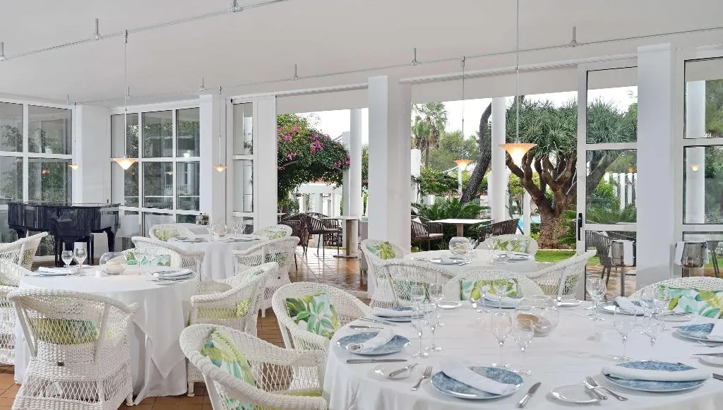 Restaurant, Melia Cala d'Or Boutique Hotel, Majorca
