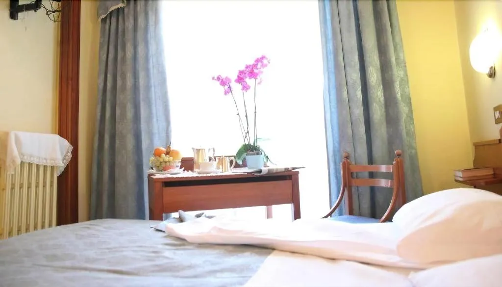 Room, Hotel Bonifacio, Rome