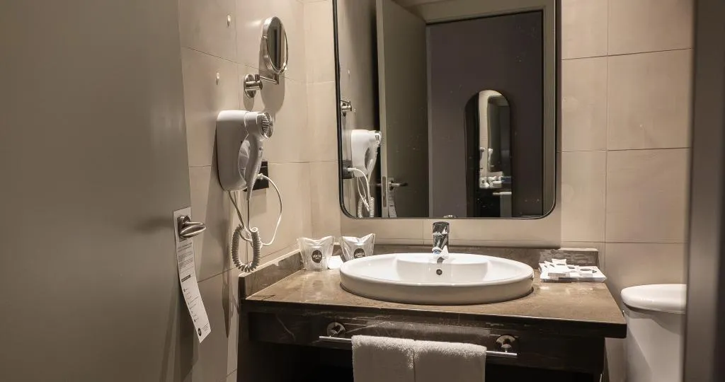 JUNIOR SUITE STANDARD Room, Hotel Vertice Sevilla Aljarafe, Seville