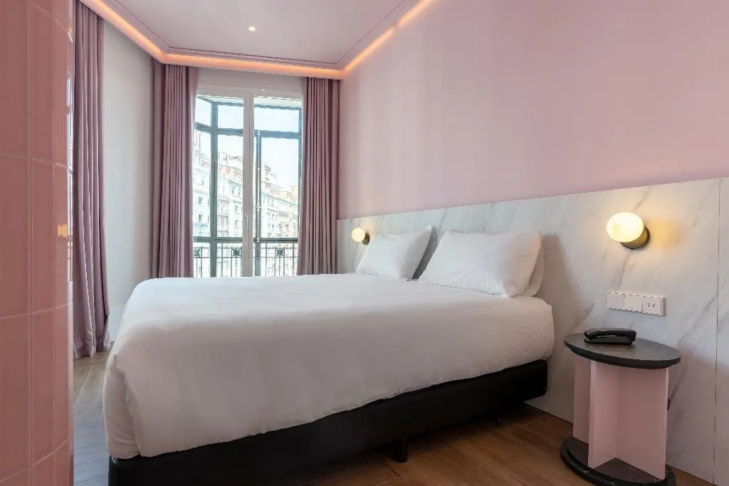 DOUBLE STANDARD Room, Ikonik Gran Vía, Madrid