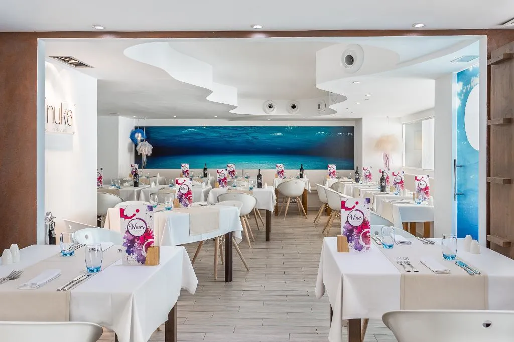 Restaurant, FERGUS Style Cala Blanca Suites, Majorca