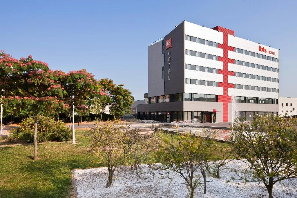 General view, Ibis Barcelona Ripollet, Barcelona