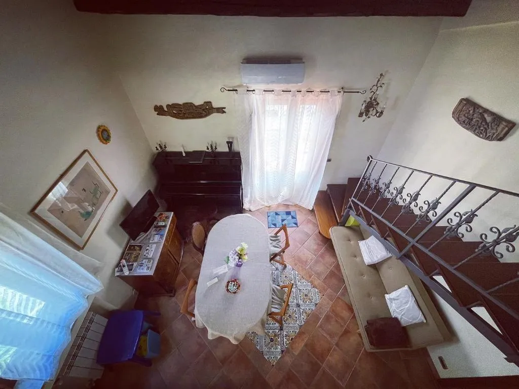 APARTMENT WITH TERRACE Room, Kasa Kala, Palermo