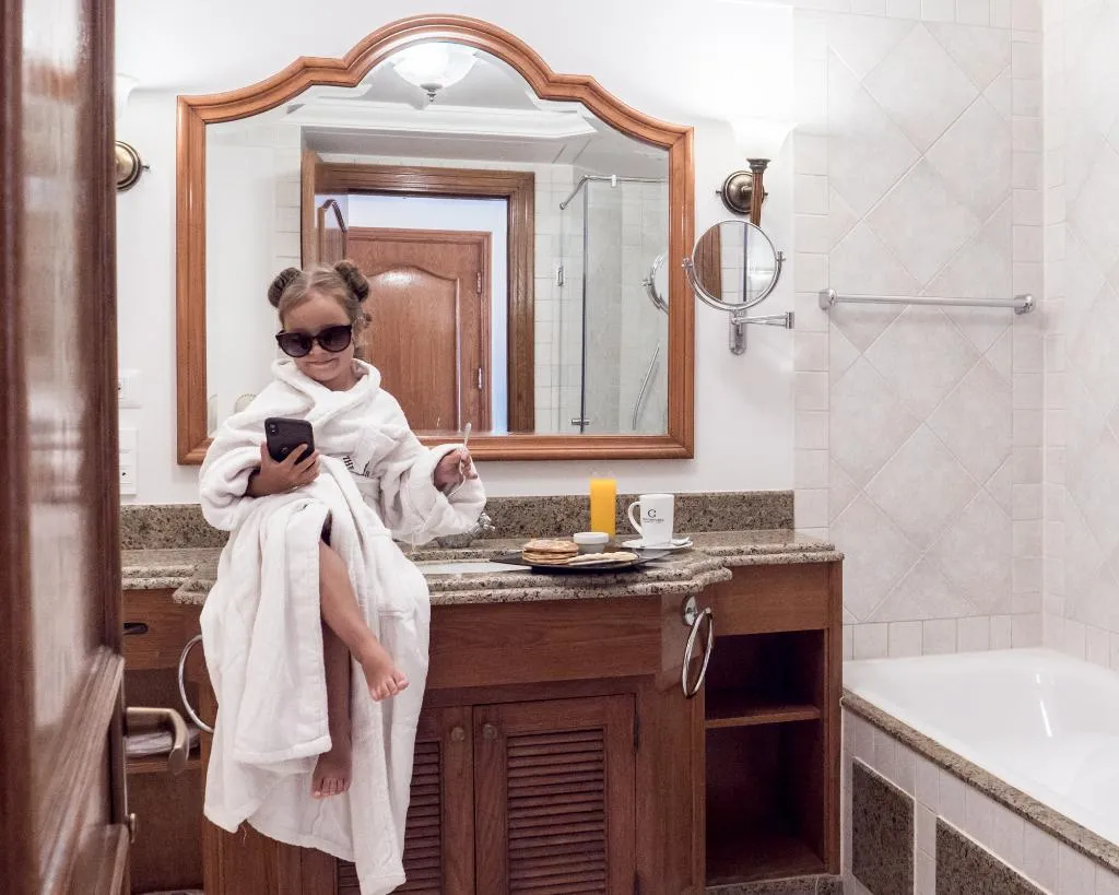 Room, The Cascades Golf Resort Spa and Thalasso, Red Sea Riviera
