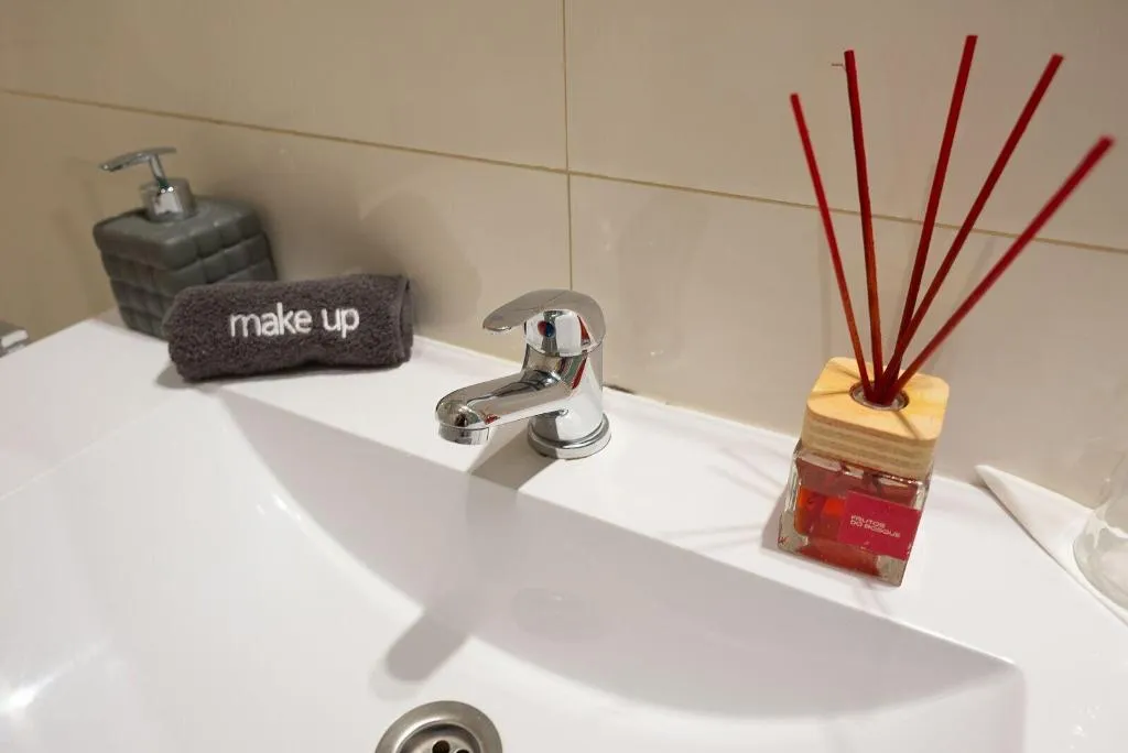 Room, Oporto Stories Apartments - Santa Catarina, 219, Porto