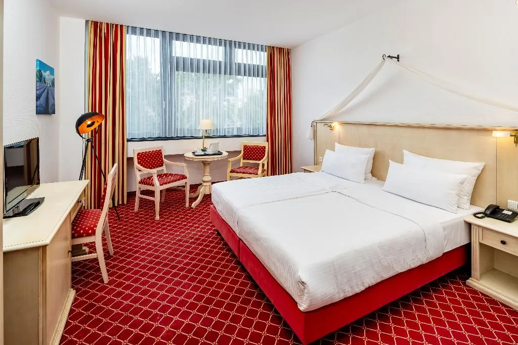 DOUBLE SUPERIOR Room, Hotel Chateau Kurfuerstendamm, Berlin