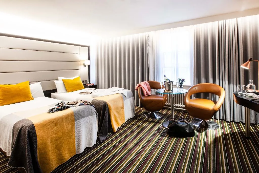 TWIN CLASSIC Room, The Address Connolly Hotel, Dublin