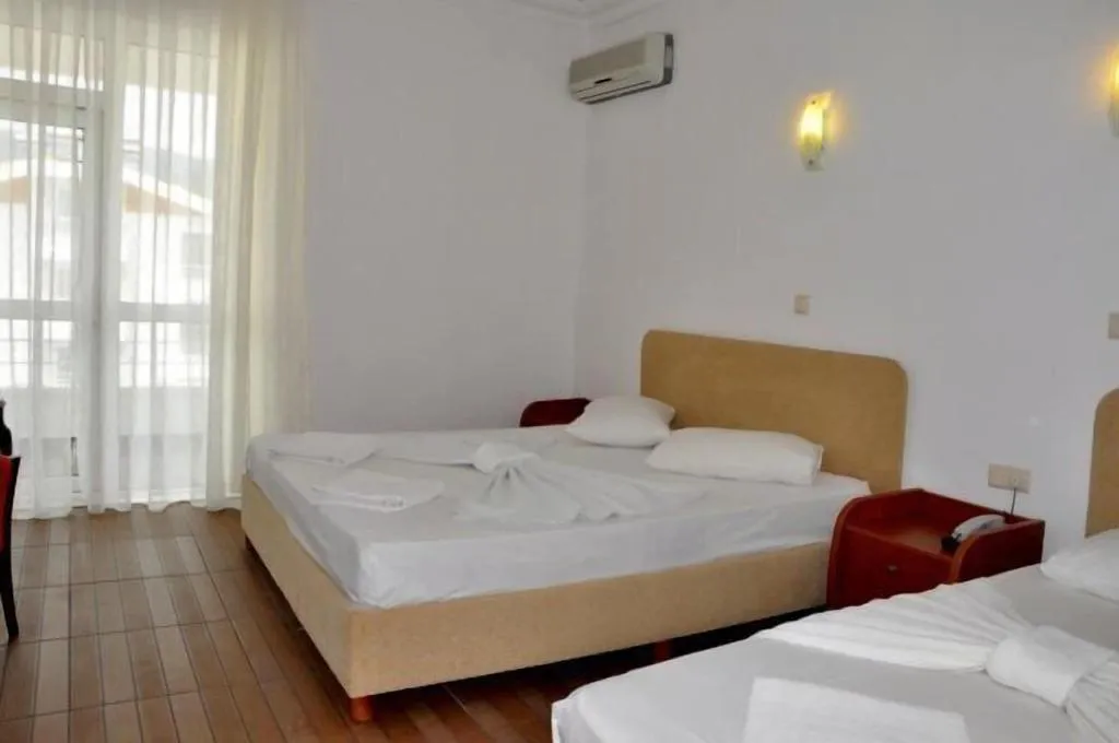 Room TWO BEDS Room, Lambada Otel Altinoluk, Izmir
