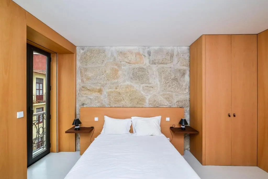 Room, Reis De Gaia, Porto